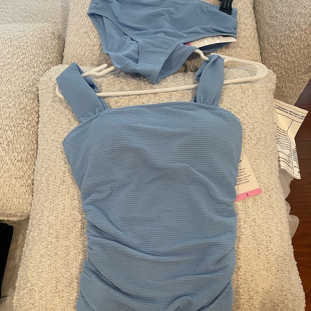 Blue Textured Swimsuit Set
